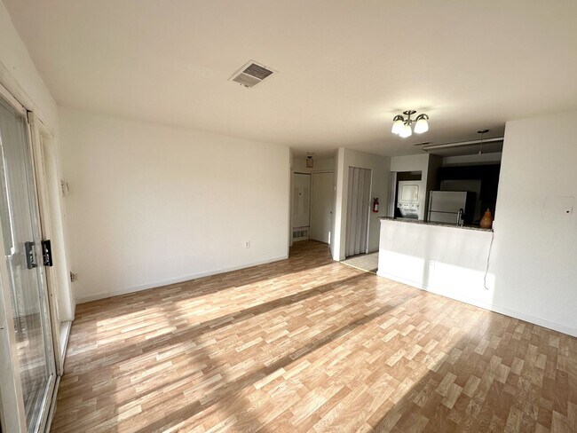 Foto del edificio - 1 bedroom 1 bathroom