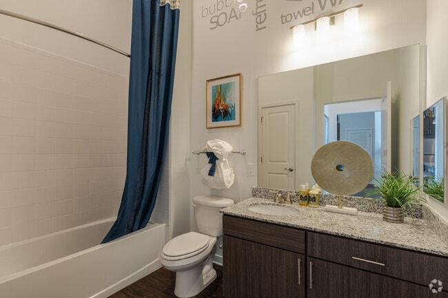 2BR, 2BA - 1,074 SF - Ashley Scholars Landing