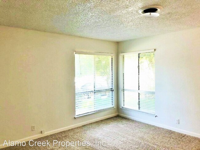 Building Photo - 407 Alamo Creek Ct
