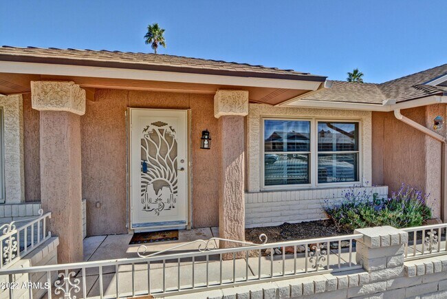 Building Photo - 14214 W Yosemite Dr
