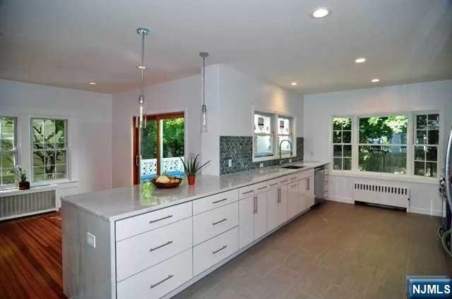 Foto principal - 29 N Lyle Ave