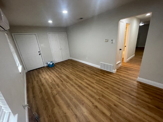 Foto del edificio - 207 W South St