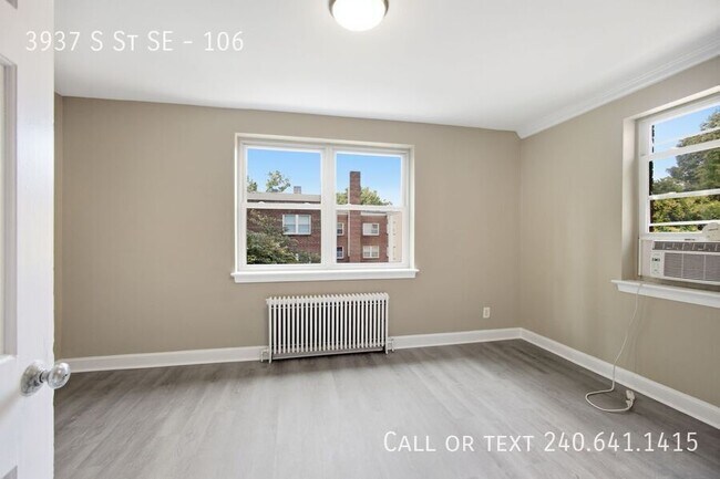 Foto del edificio - 3937 S St SE