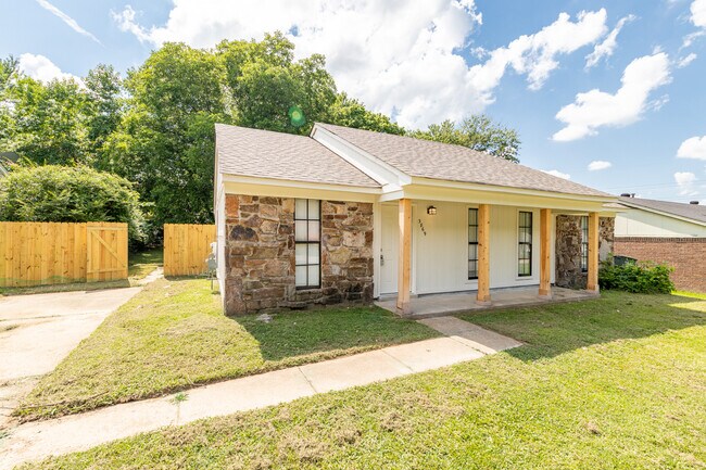 Foto del edificio - 3869 Winwood Dr