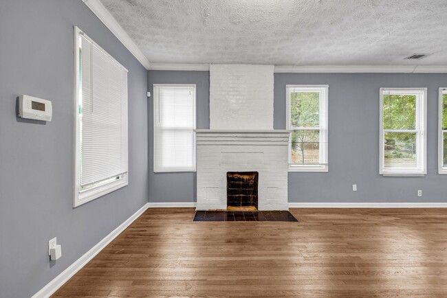 Foto del edificio - Charming 3 Bedroom, 2 Bathroom Home in the...