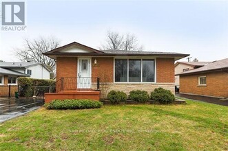 Building Photo - 3456 Rexway Dr
