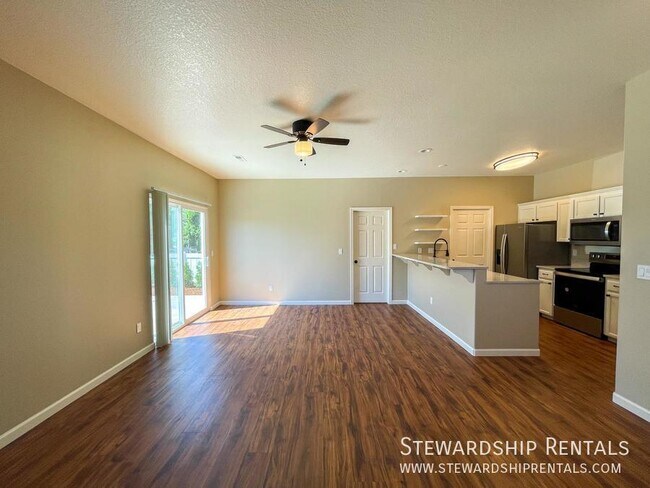 Foto del edificio - 618 Camden Ln