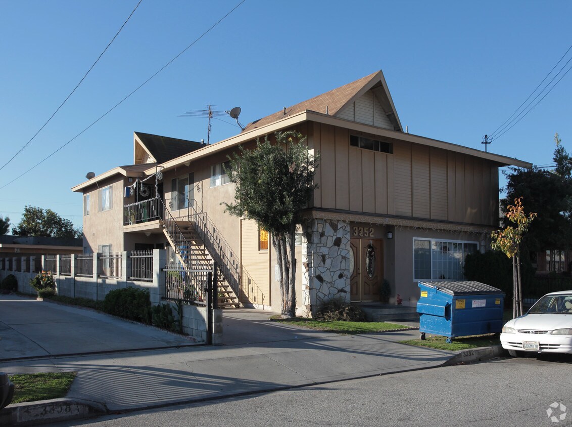 Foto principal - 3352 Walnut St