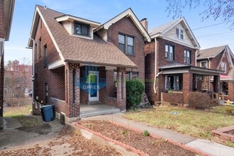 Building Photo - 3485 Beechwood Blvd Building Photo - 3485 Beechwood Blvd