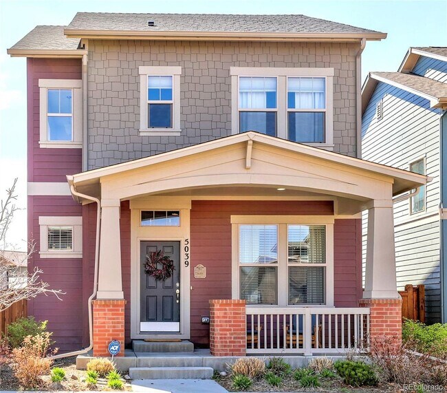 Foto del edificio - Gorgeous 4-bedroom, 3.5-bath home in Stapleton’s highly sought-after Willow Park East neighborhood!