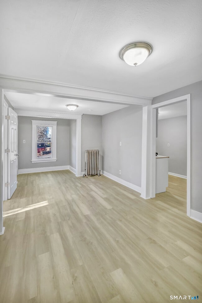 Foto del edificio - 4 Templeton St