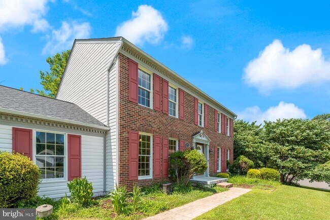 Building Photo - 4970 Manor House Ct