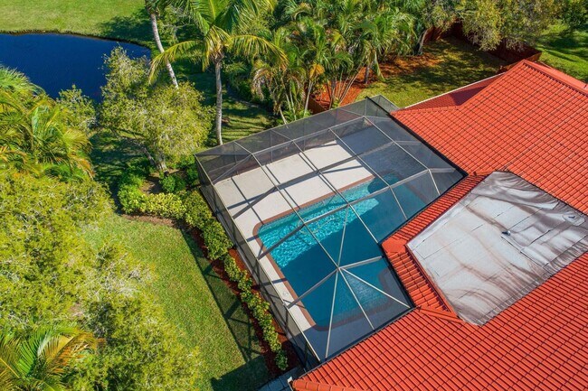 Building Photo - 2341 NW Bay Colony Ct