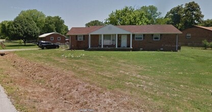 Building Photo - 298 Melinda Dr