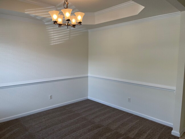 Building Photo - Beautiful Norfolk Waterfront Condo!