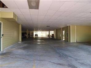 Foto del edificio - 1st floor entry off W 29th! 3 bed 2 bath n...