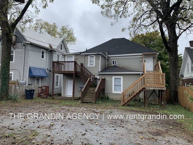 Building Photo - 1209 Chapman Avenue Southwest - C