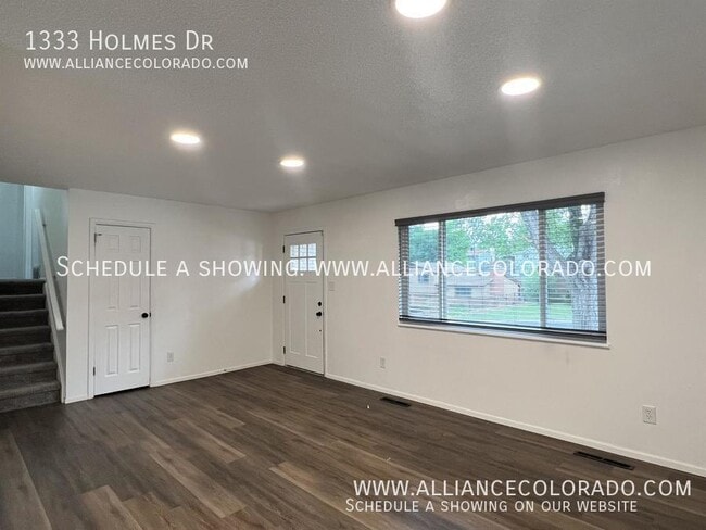 Building Photo - 1333 Holmes Dr