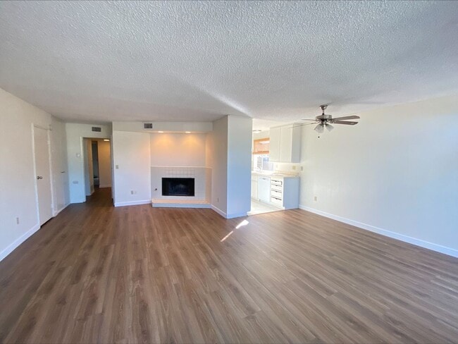 Building Photo - Coming Soon! 3 Bedroom Condo in Point Loma...