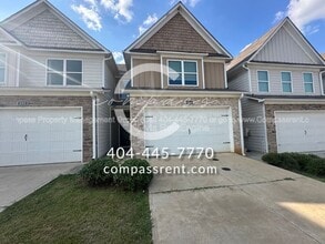 Building Photo - 113 Squarewood Ln NW