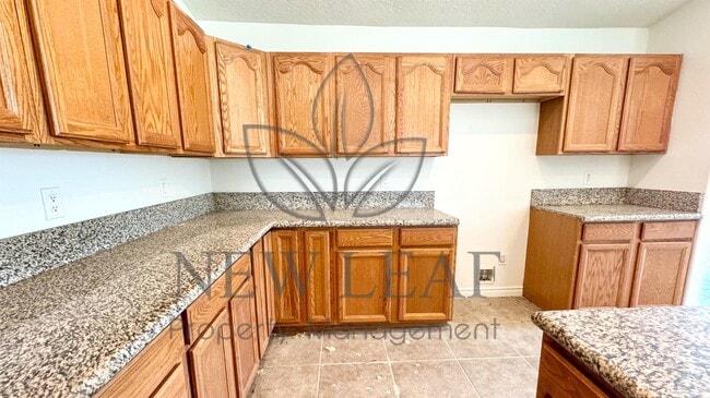 Building Photo - 4290 Smoke Tree Rd