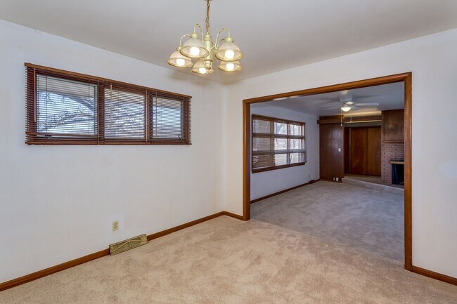 Foto del edificio - 4339 S Meridian Ave