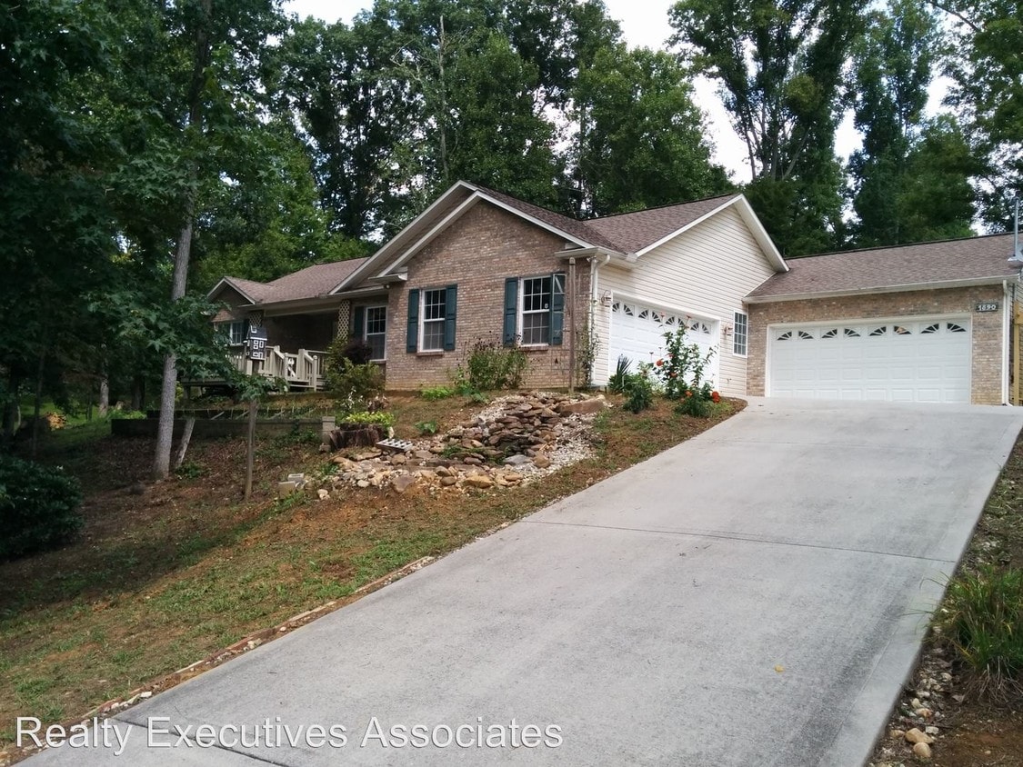 Primary Photo - 3 br, 2 bath House - 1890 Riley Drive