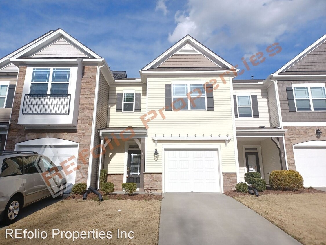 Primary Photo - 3 br, 2.5 bath House - 1056 Historic Circle,