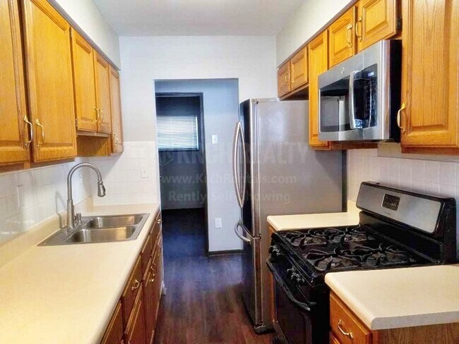 Building Photo - Nice 3 bedroom, 1 bathroom home!