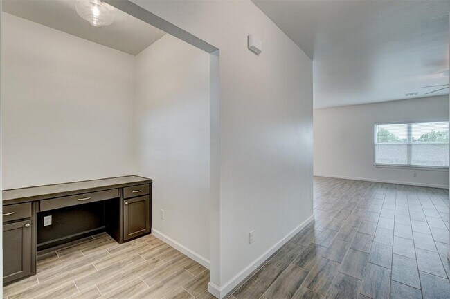 Foto del edificio - 528 NW 175th St