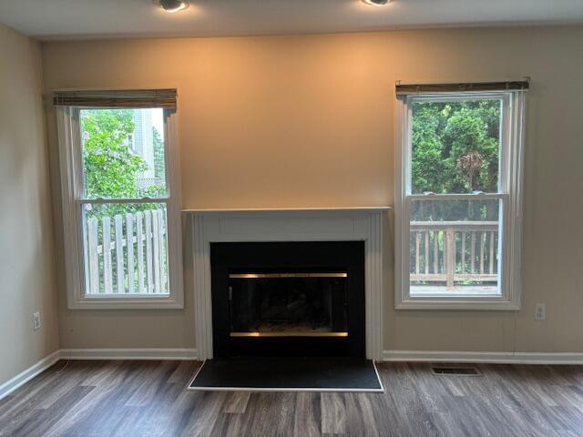 Building Photo - 595 Liberty Pointe Dr