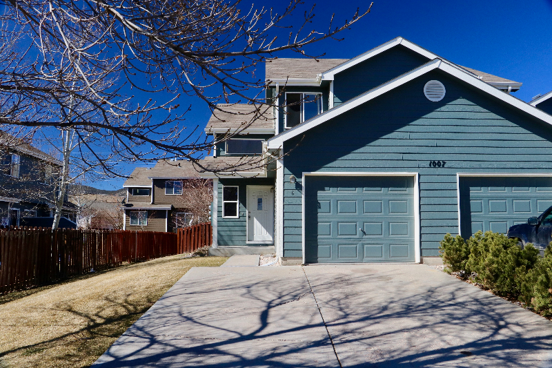 Primary Photo - 1007 Cuerto Ln