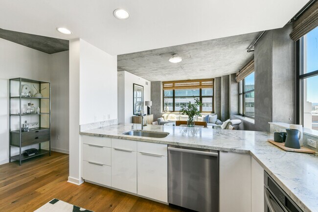 Bright living area - 311 2nd St