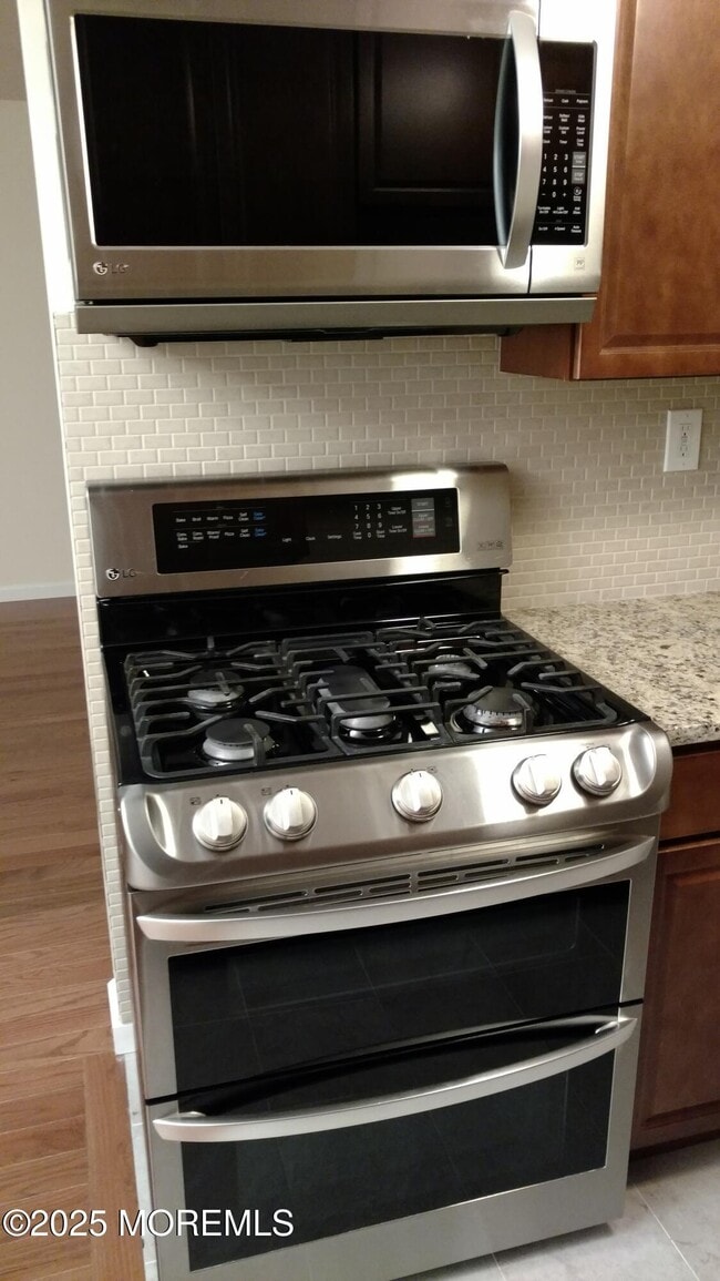 Building Photo - 32 Manchester Ct