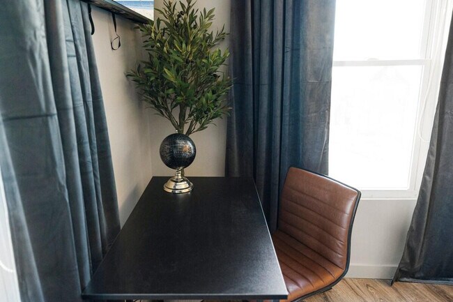 Foto del edificio - 79 Montgomery St