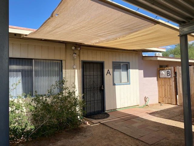 Primary Photo - 1744 E Hedrick Dr