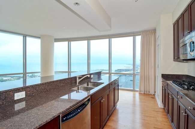 Foto del edificio - 1211 S Prairie Ave