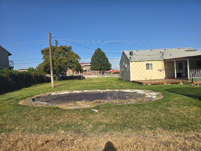 Building Photo - 804 N 24th Ave