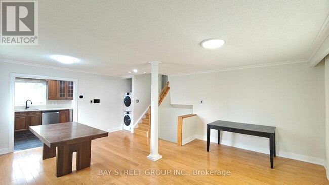 Building Photo - 9 Mosedale Crescent