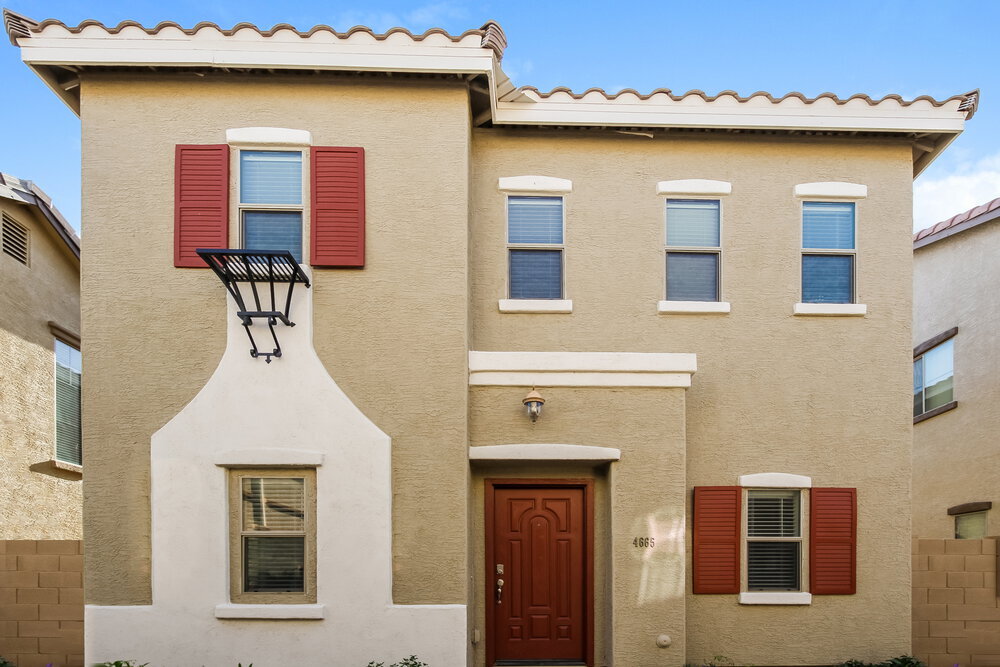 Foto principal - 4665 E Olney Ave