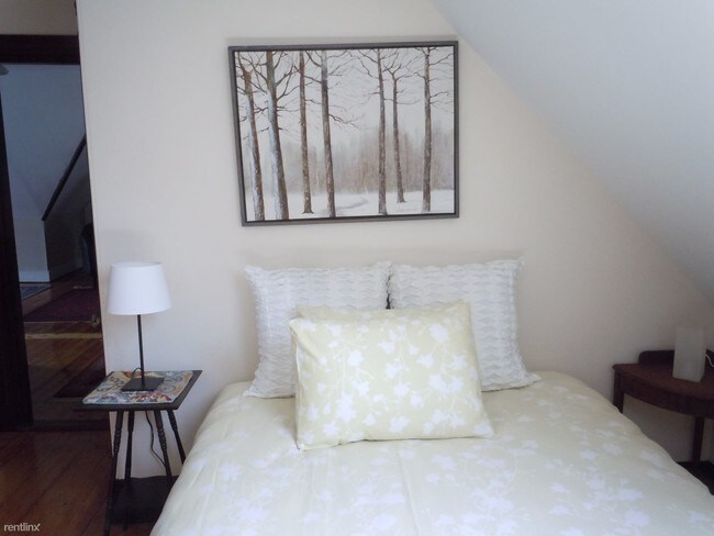 Foto del edificio - 2 br, 1 bath  - 195 Erie St