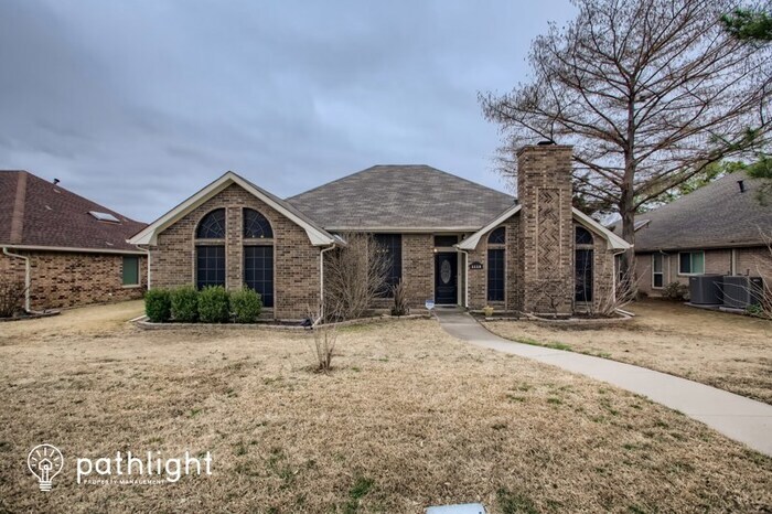 Primary Photo - 1113 Shawnee Trail, Carrollton, TX, 75007