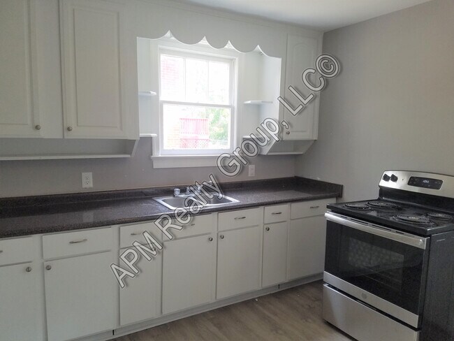 Foto del edificio - Renovated Three Bedrooms Downtown Columbia