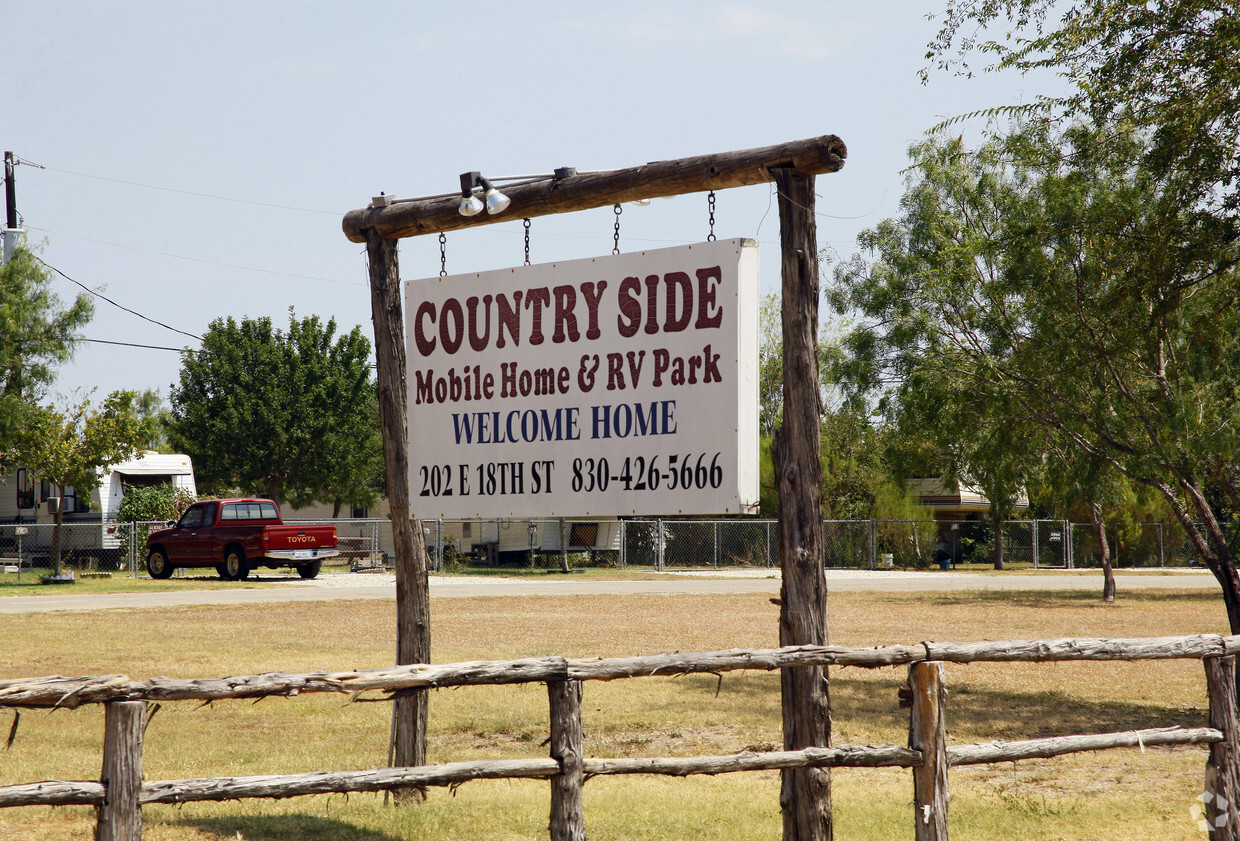 Building Photo - Countryside Mobile Home & RV Park