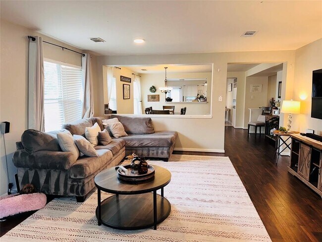 Foto del edificio - 15839 Kings Cypress Ln