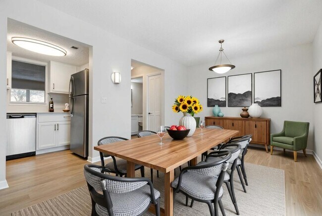 Foto del edificio - Lochwood Apartments