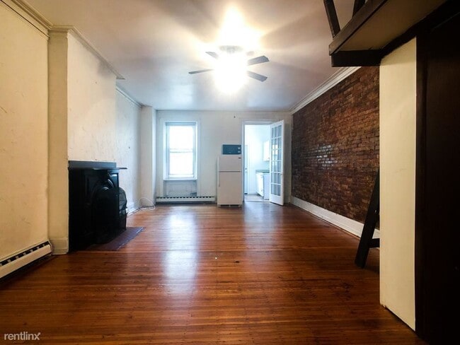 Building Photo - 1521 Pine St