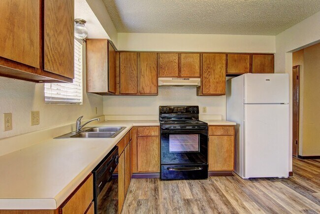 Foto del edificio - 3810 Brookhill Dr