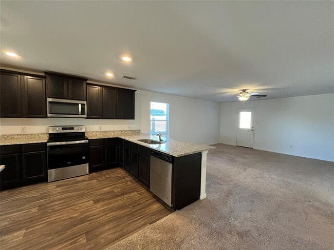 Foto del edificio - 14125 Prospector Wy