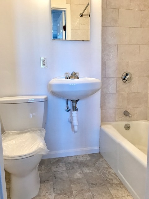 Building Photo - 272 Newbury St